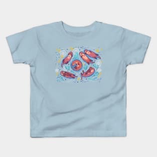 Otters in love Kids T-Shirt